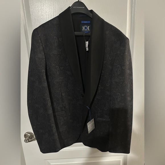 Joseph Abboud Elegant Black Jacket - Picture 1 of 4